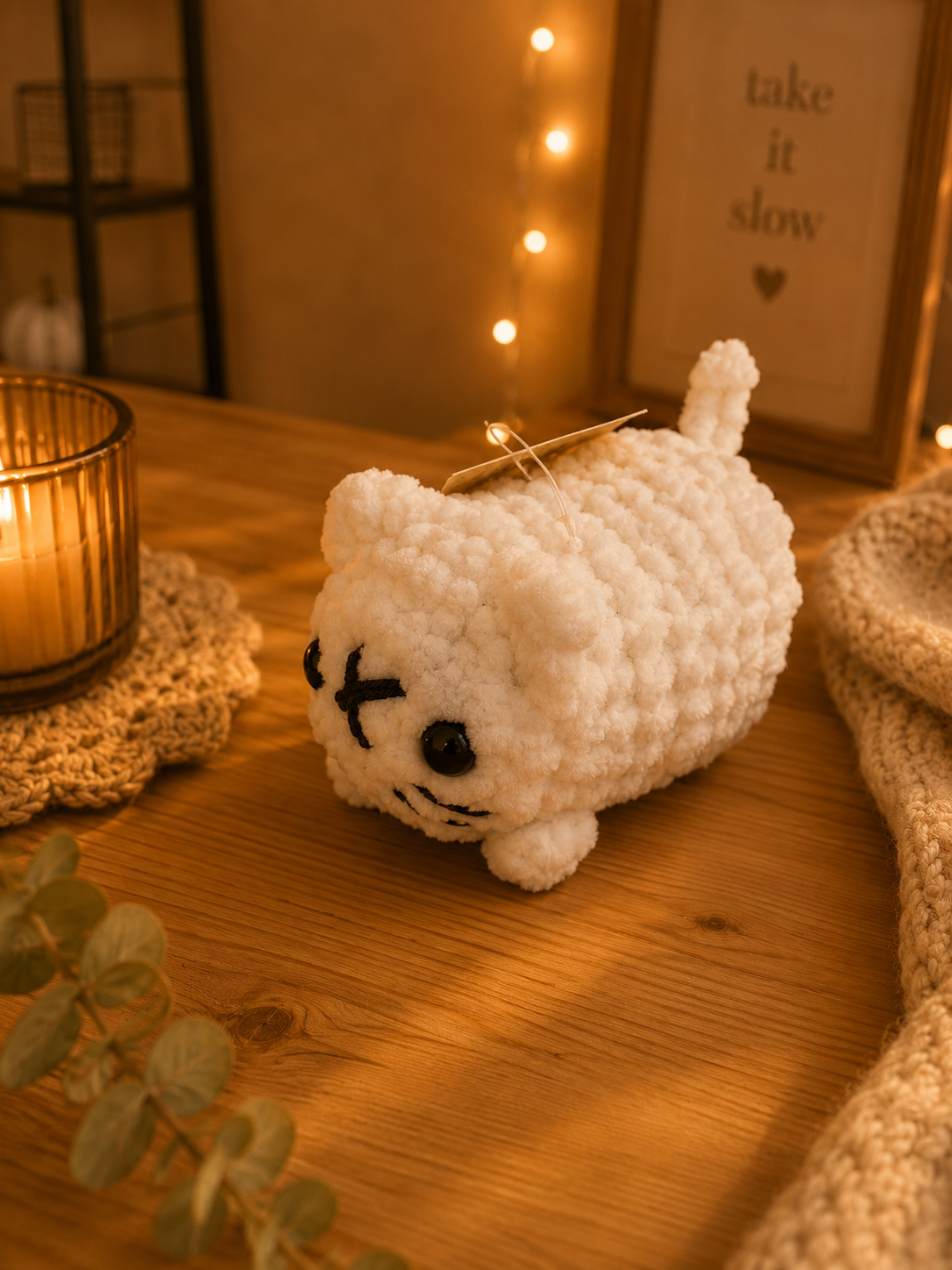Weiße Babykatze
